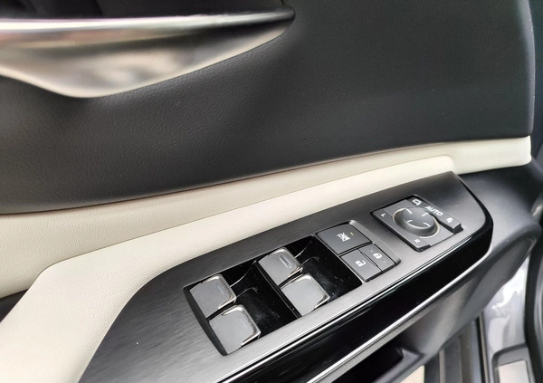 Lexus ES cena 199900 przebieg: 51114, rok produkcji 2021 z Izbica Kujawska małe 562